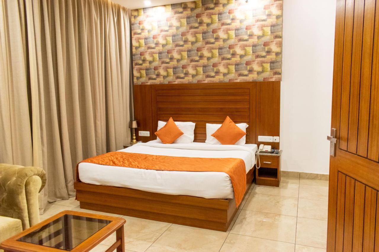 Grand Hotel Nawanshahr Nawashahr Экстерьер фото