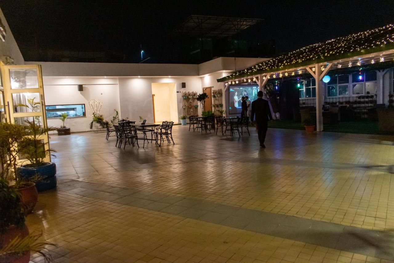 Grand Hotel Nawanshahr Nawashahr Экстерьер фото