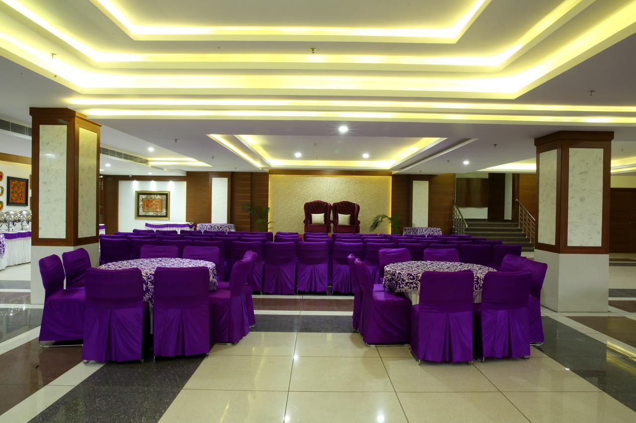 Grand Hotel Nawanshahr Nawashahr Экстерьер фото