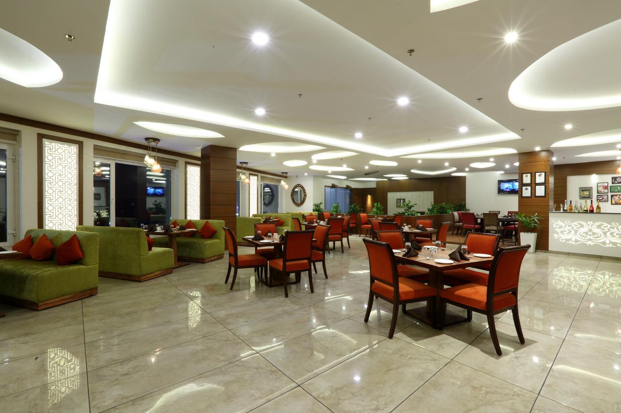 Grand Hotel Nawanshahr Nawashahr Экстерьер фото