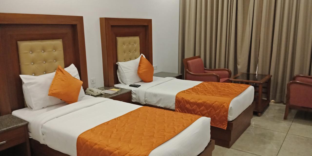 Grand Hotel Nawanshahr Nawashahr Экстерьер фото