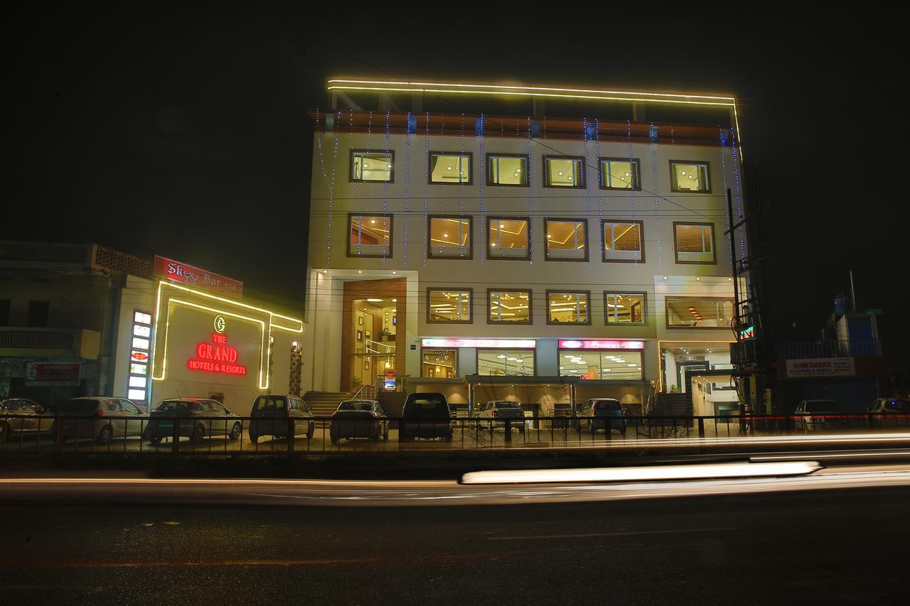 Grand Hotel Nawanshahr Nawashahr Экстерьер фото