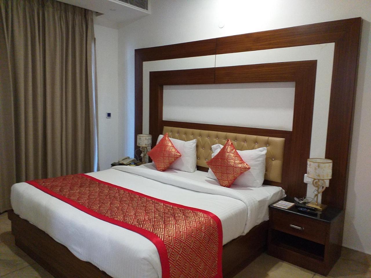 Grand Hotel Nawanshahr Nawashahr Экстерьер фото